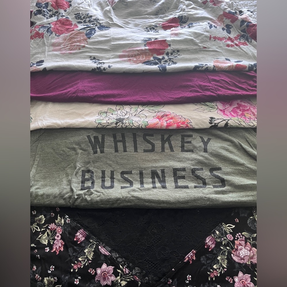 Bundle of 5 Torrid size 2 tees